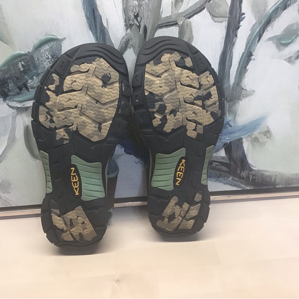 KEEN Women's Chocolate Brown and Green Sandals 8.5 EUC - Picture 4 of 8